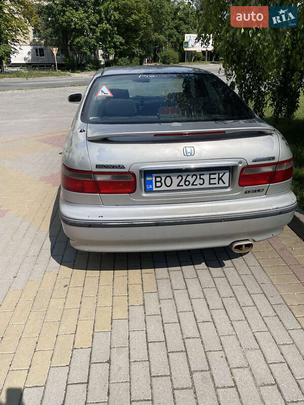 Седан Honda Accord 1998 в Тернополе