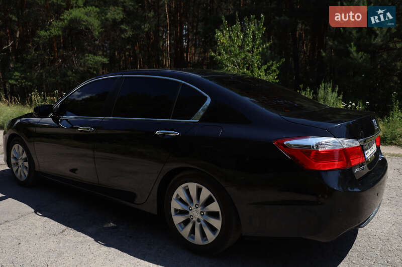 Седан Honda Accord 2014 в Кременчуге