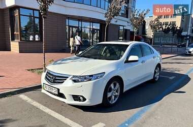 Седан Honda Accord 2012 в Кременчуці