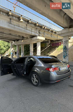 Седан Honda Accord 2012 в 