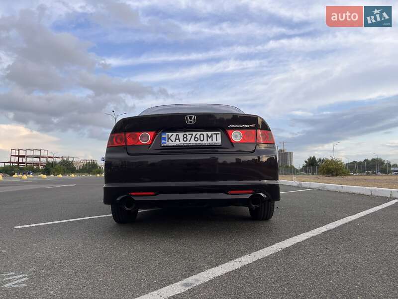 Седан Honda Accord 2006 в Киеве
