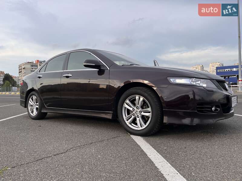 Седан Honda Accord 2006 в Киеве