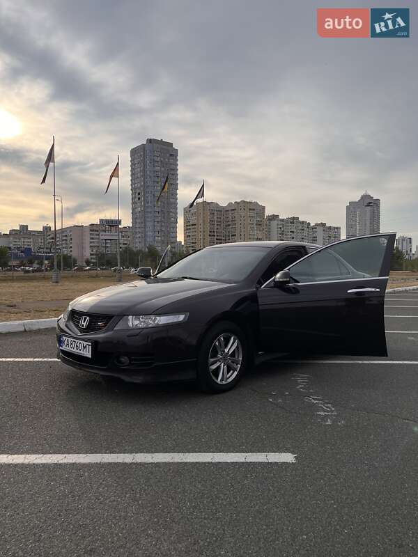 Седан Honda Accord 2006 в Киеве