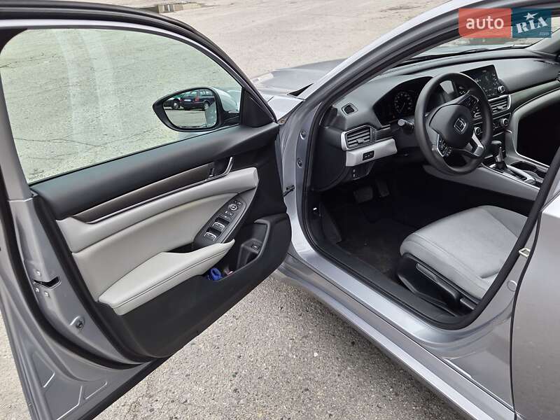 Седан Honda Accord 2019 в Полтаві