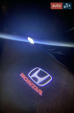 Седан Honda Accord 2013 в 