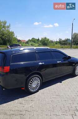 Универсал Honda Accord 2004 в 