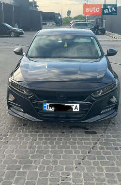 Седан Honda Accord 2017 в 