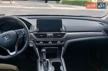 Седан Honda Accord 2020 в 