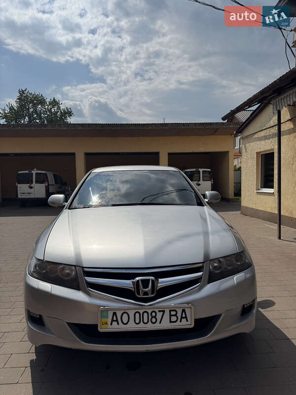 Седан Honda Accord 2007 в Мукачево