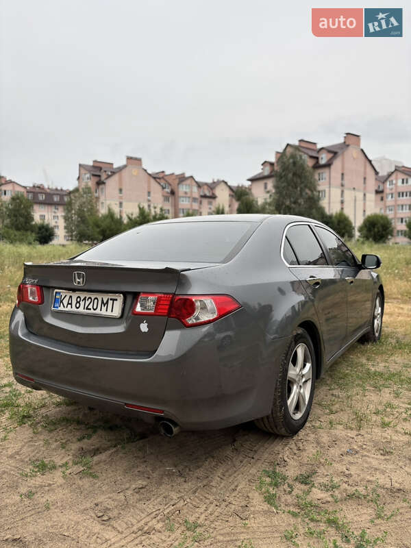 Седан Honda Accord 2008 в Києві