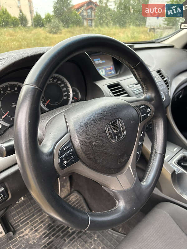 Седан Honda Accord 2008 в Києві