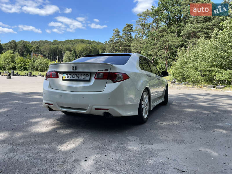 Седан Honda Accord 2008 в Львові