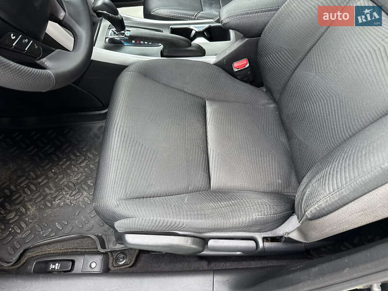 Седан Honda Accord 2015 в Стрые