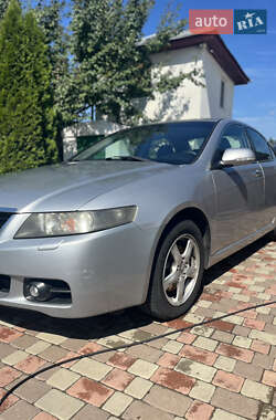 Седан Honda Accord 2004 в 
