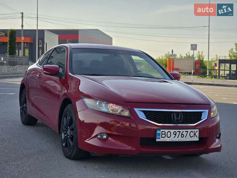 Купе Honda Accord 2010 в Тернополе