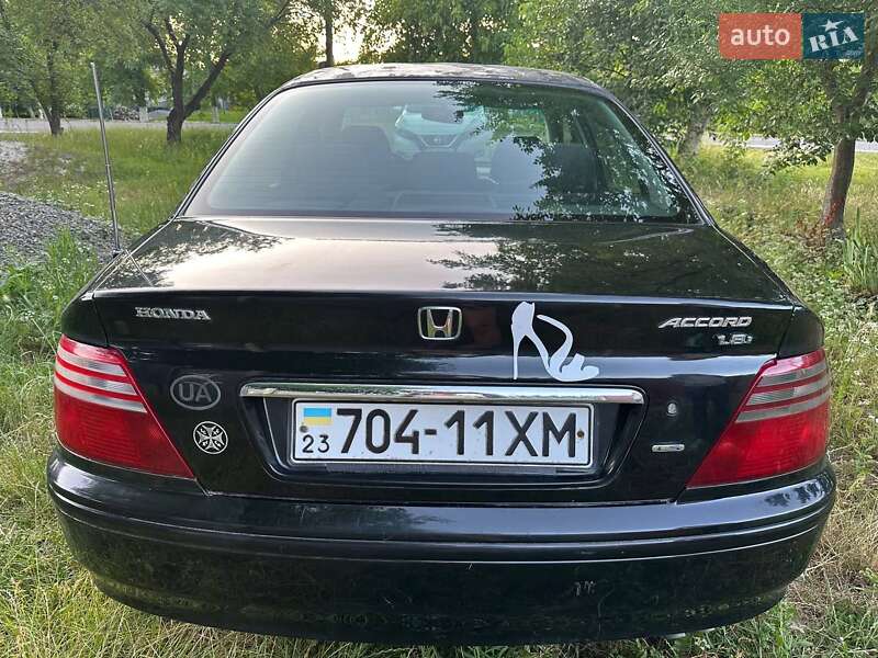 Седан Honda Accord 2000 в Каменец-Подольском
