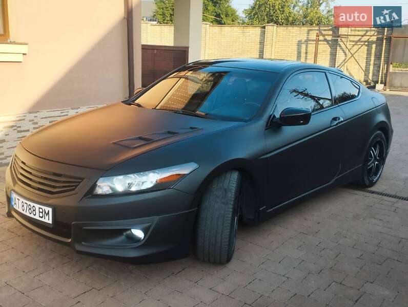 Купе Honda Accord 2008 в Калуше