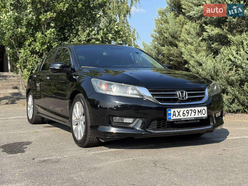 Седан Honda Accord 2015 в Харькове