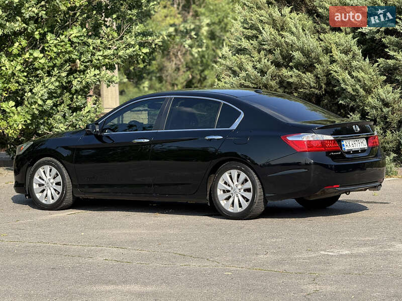 Седан Honda Accord 2015 в Харькове