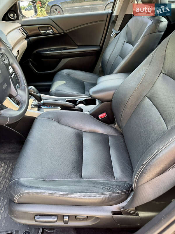 Седан Honda Accord 2015 в Харькове