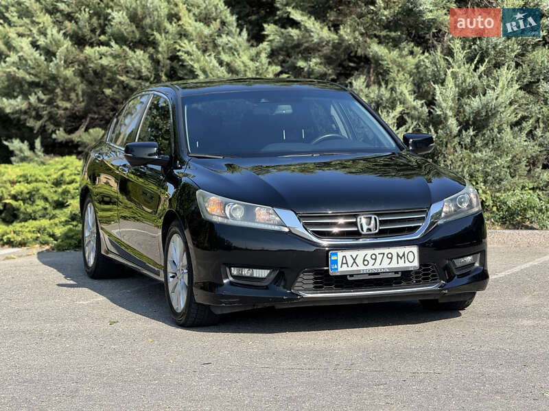 Седан Honda Accord 2015 в Харькове