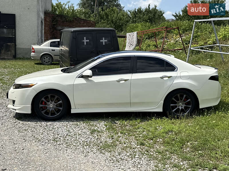 Седан Honda Accord 2008 в Черновцах