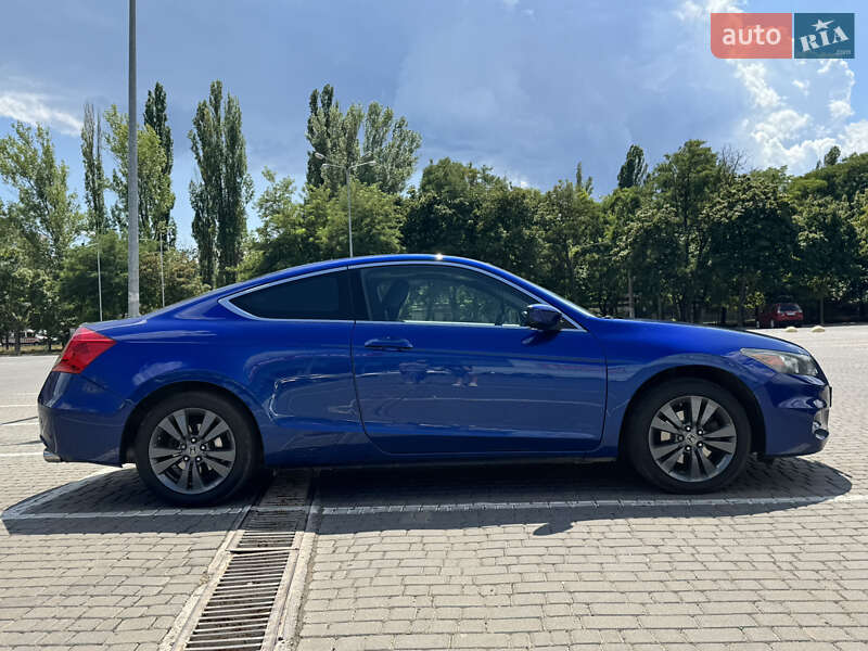 Купе Honda Accord 2011 в Одессе