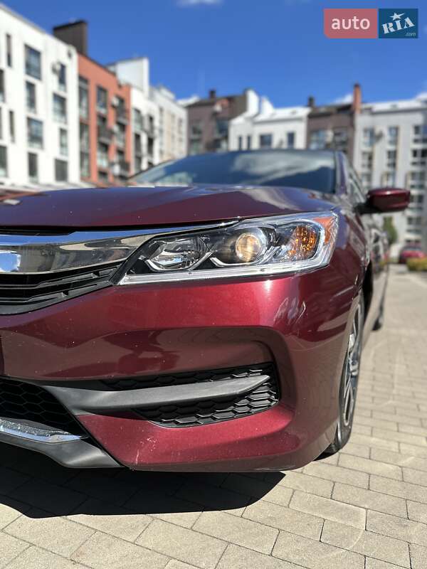 Седан Honda Accord 2016 в Белогородке