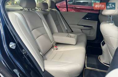 Седан Honda Accord 2017 в 