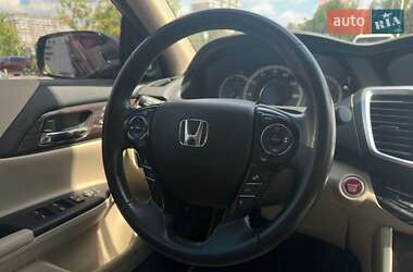 Седан Honda Accord 2017 в 