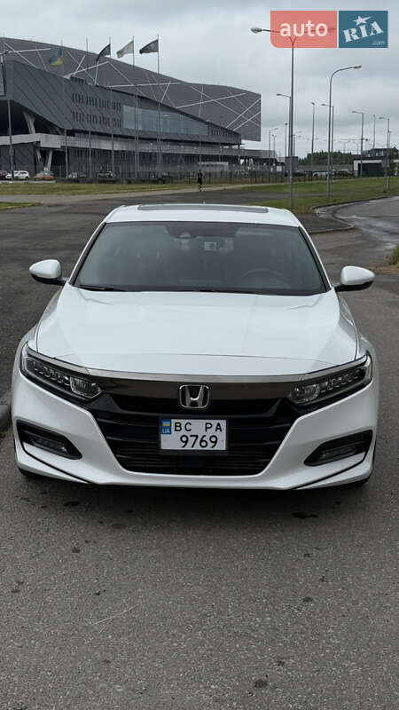Седан Honda Accord 2018 в Львові