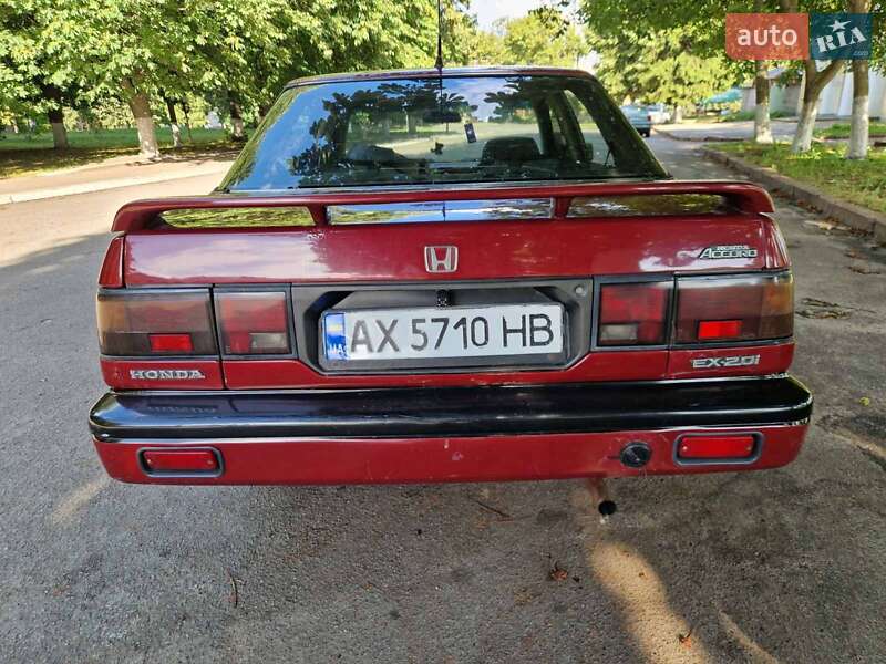 Седан Honda Accord 1989 в Сумах