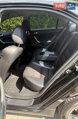 Седан Honda Accord 2003 в 
