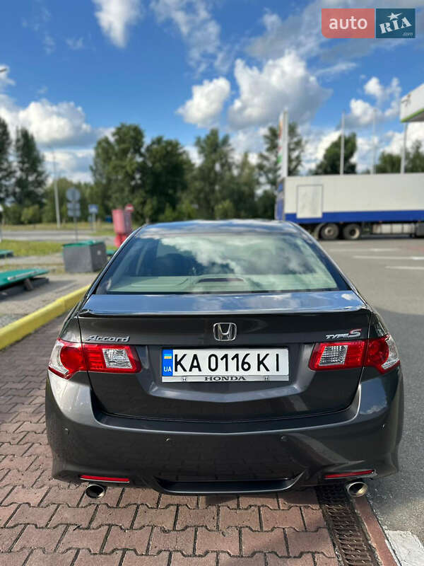 Седан Honda Accord 2008 в Киеве