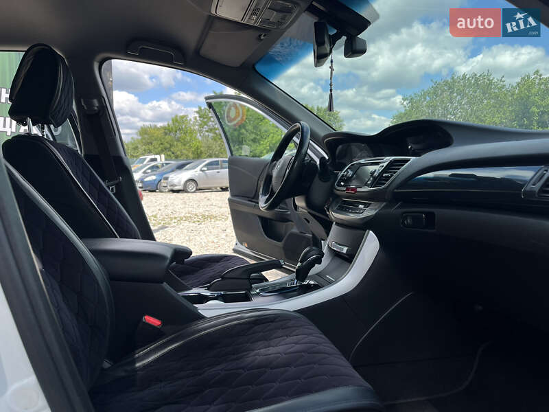 Седан Honda Accord 2013 в Харькове