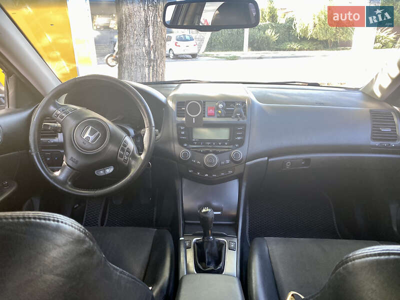 Седан Honda Accord 2006 в Кропивницком