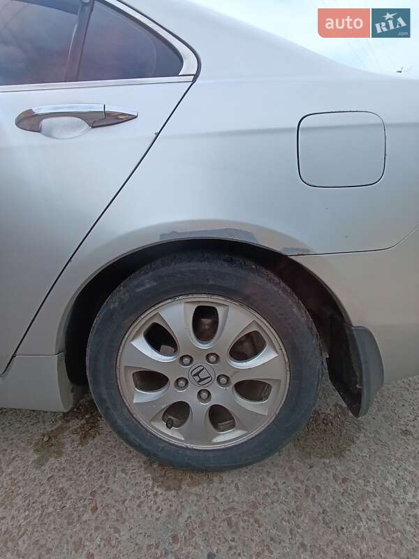 Седан Honda Accord 2004 в Коростышеве