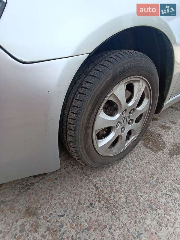 Седан Honda Accord 2004 в Коростышеве
