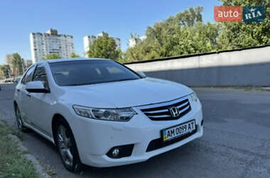 Седан Honda Accord 2012 в Києві