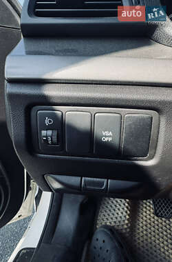 Седан Honda Accord 2010 в 