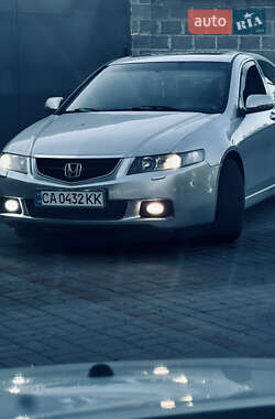 Седан Honda Accord 2004 в Черкассах