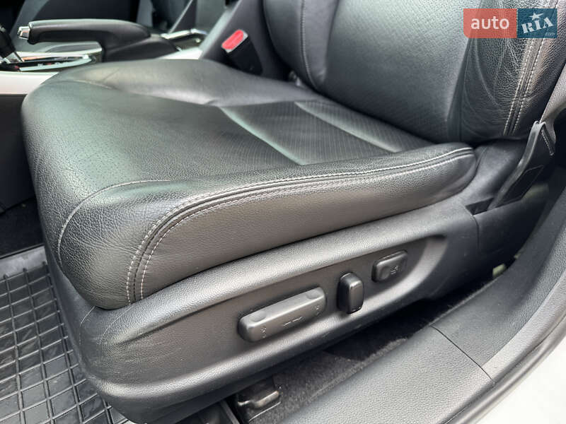 Седан Honda Accord 2013 в Києві