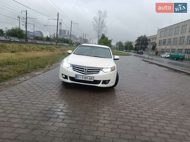 Седан Honda Accord 2008 в Львове