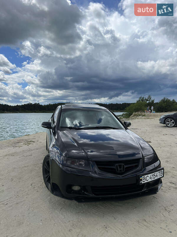 Honda Accord 2004