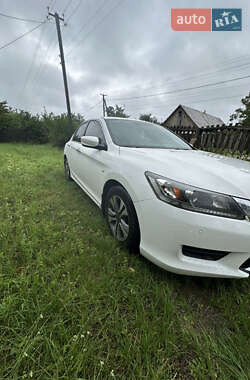Седан Honda Accord 2015 в 