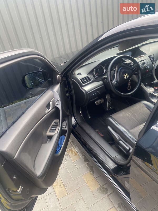 Седан Honda Accord 2010 в Вінниці