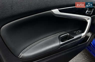 Купе Honda Accord 2012 в 