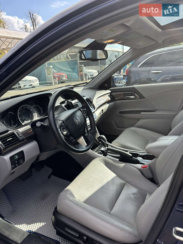 Седан Honda Accord 2016 в Вінниці