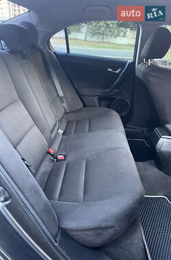 Седан Honda Accord 2010 в 