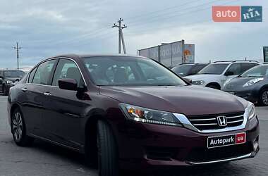Седан Honda Accord 2013 в 